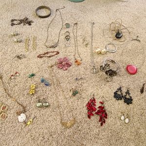 LOT: JEWELRY high and low end